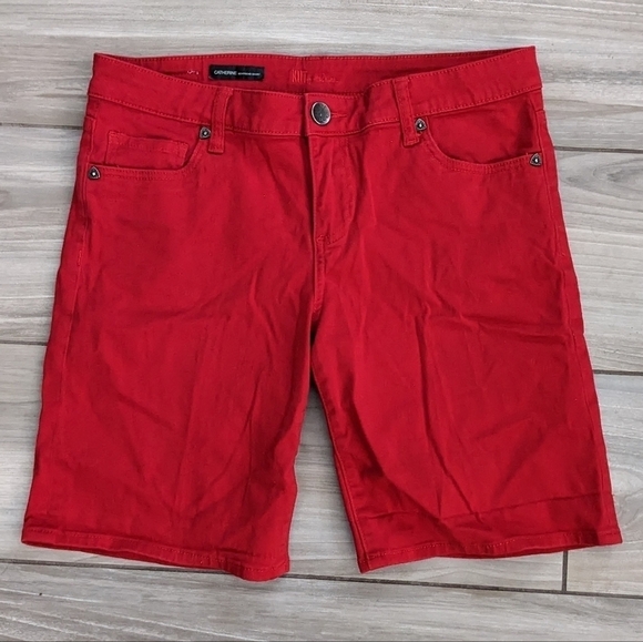 Kut from the Kloth Red Catherine Boyfriend Shorts - Picture 1 of 7